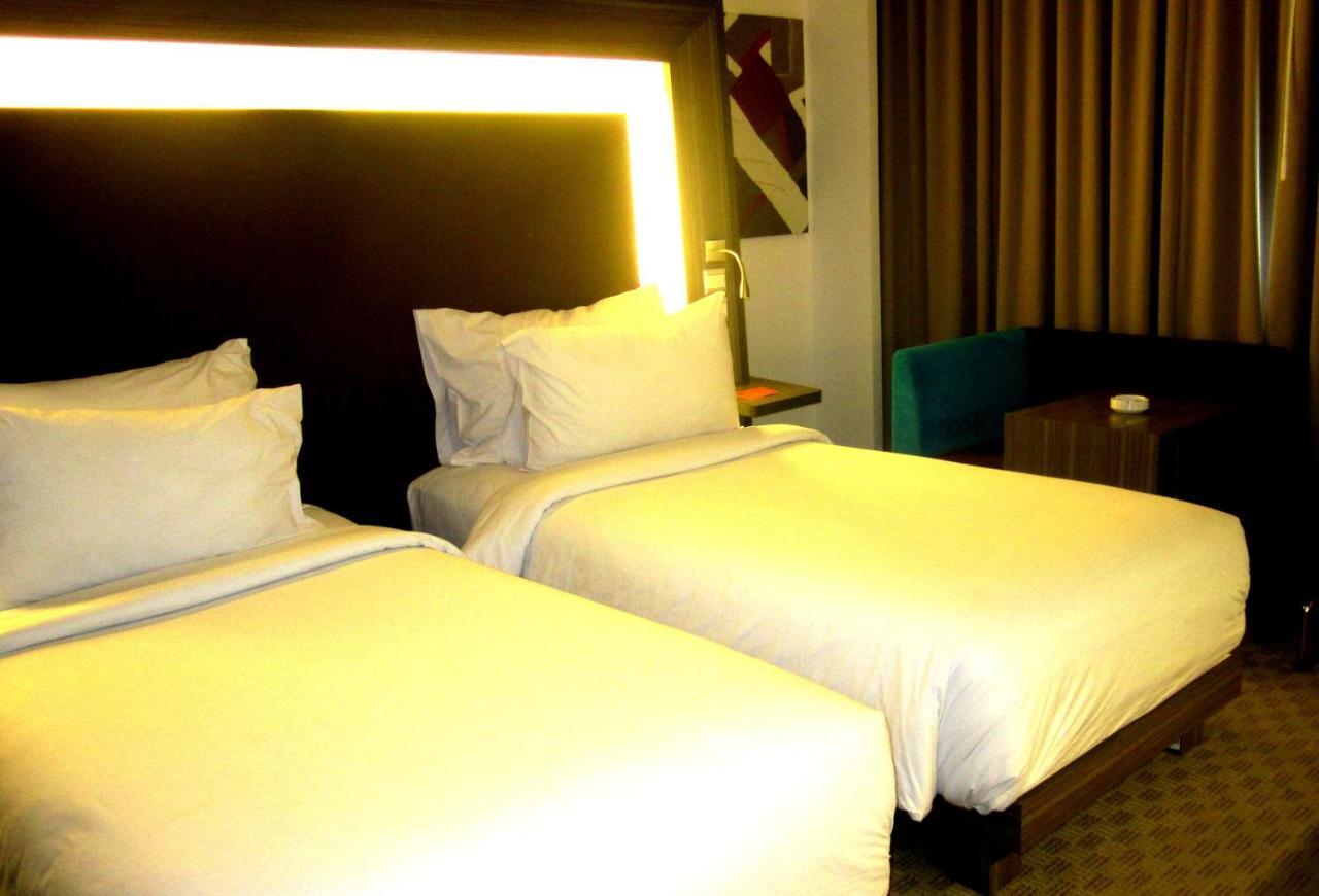Novotel Bangka Hotel & Convention Center Pangkal Pinang Exterior photo